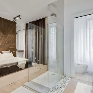 Apartment Artone, Milan